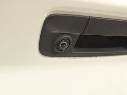 Used 2017 RAM 1500 Laramie image 13