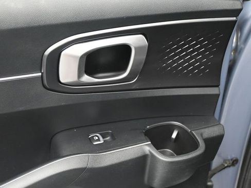 Used 2022 Kia Sorento S w/ Panoramic Sunroof Package image 21