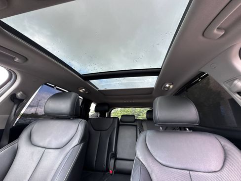 Used 2022 Hyundai Santa Fe SEL w/ Convenience + Premium Package FWD image 32