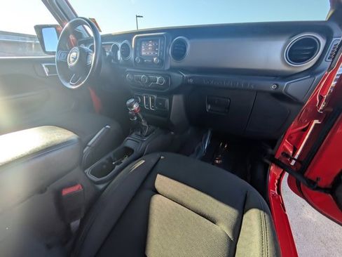 Used 2020 Jeep Wrangler Sport image 10