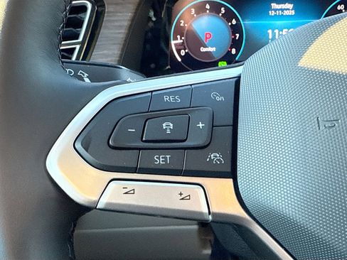 New 2026 Volkswagen Atlas SEL Premium R-Line AWD/4WD image 38