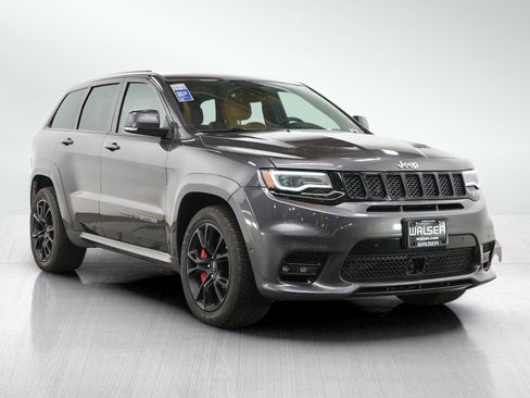 Used 2017 Jeep Grand Cherokee SRT AWD/4WD image 8