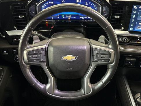 Used 2022 Chevrolet Silverado 1500 LTZ w/ LTZ Premium Package AWD/4WD image 22