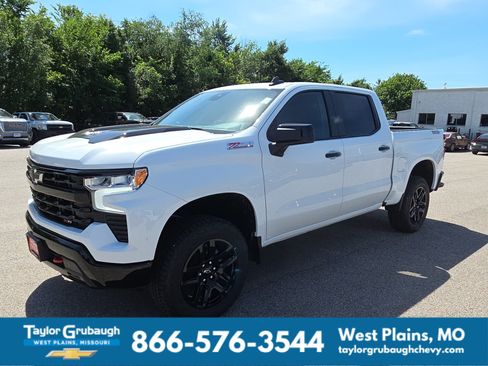 New 2026 Chevrolet Silverado 1500 LT Trail Boss w/ Convenience Package II AWD/4WD image 4