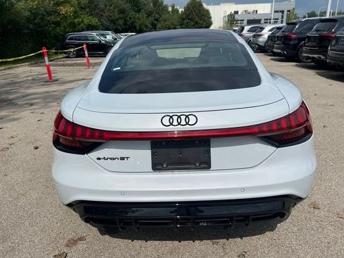 Used 2024 Audi e-tron GT Prestige AWD/4WD image 6