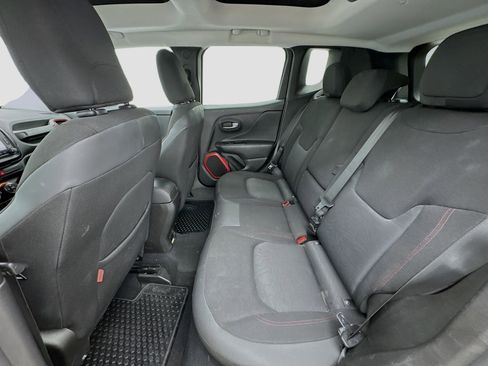 Used 2017 Jeep Renegade Trailhawk image 15