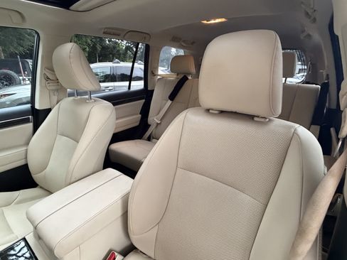Used 2023 Lexus GX 460 Premium AWD/4WD image 18