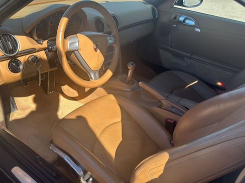 Used 2005 Porsche Boxster RWD image 10