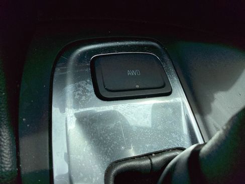 Used 2022 Chevrolet Equinox LT AWD/4WD image 34