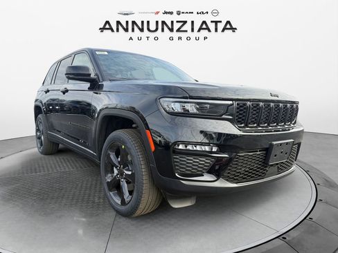 New 2025 Jeep Grand Cherokee Limited w/ Black Appearance Package image 7