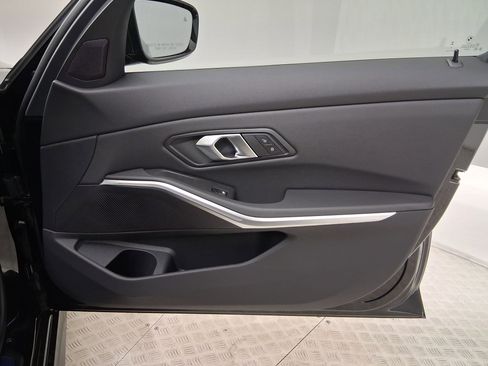 New 2026 BMW 330i Sedan w/ M Sport Package image 26