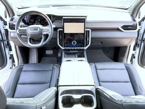 Certified 2026 GMC Acadia Denali w/ Super Cruise Package AWD/4WD image 14