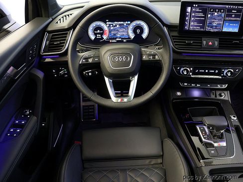 Used 2025 Audi SQ5 Premium Plus AWD/4WD image 15