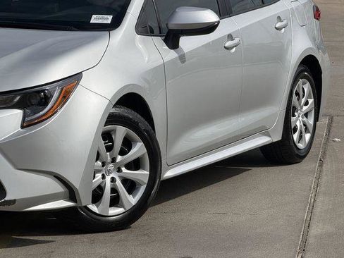 Certified 2026 Toyota Corolla LE FWD image 3
