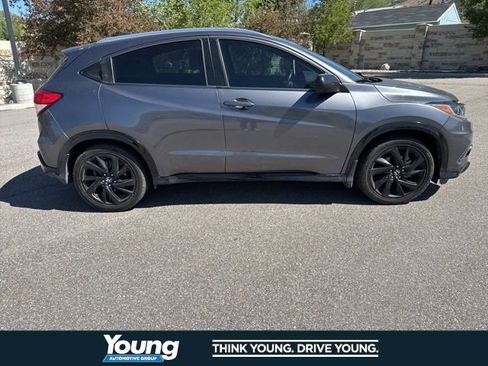 Used 2021 Honda HR-V Sport image 7