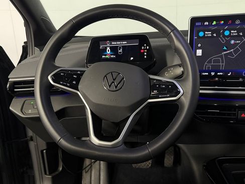 Used 2025 Volkswagen ID.4 Pro RWD image 13
