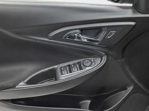 Used 2019 Chevrolet Malibu LT FWD image 15