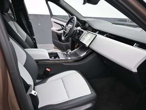 New 2026 Land Rover Range Rover Evoque Dynamic SE AWD/4WD image 11