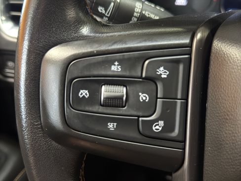 Used 2021 GMC Yukon AT4 w/ Rear Media and Nav Package AWD/4WD image 27