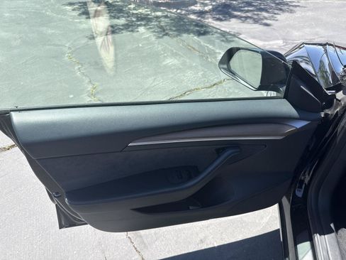 Used 2023 Tesla Model 3 Standard Range RWD image 13