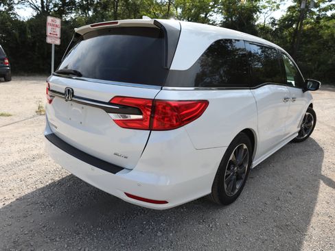 Used 2022 Honda Odyssey Elite image 6