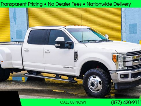 Used 2017 Ford F350 Lariat w/ Lariat Ultimate Package image 2
