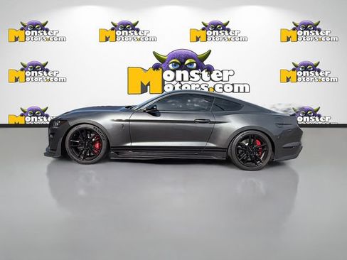 Used 2020 Ford Mustang Shelby GT500 w/ Technology Package RWD image 8