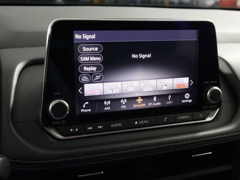 Used 2024 Nissan Rogue SV AWD/4WD image 33