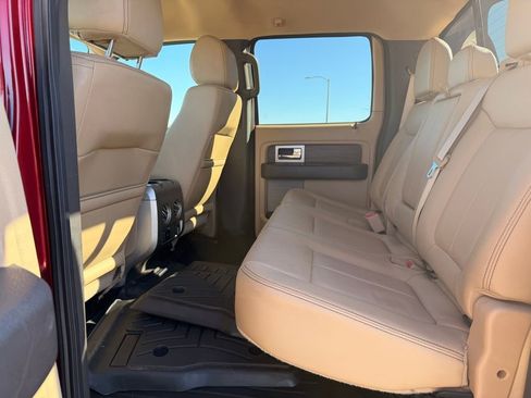 Used 2014 Ford F150 Lariat w/ Lariat Chrome Package image 30