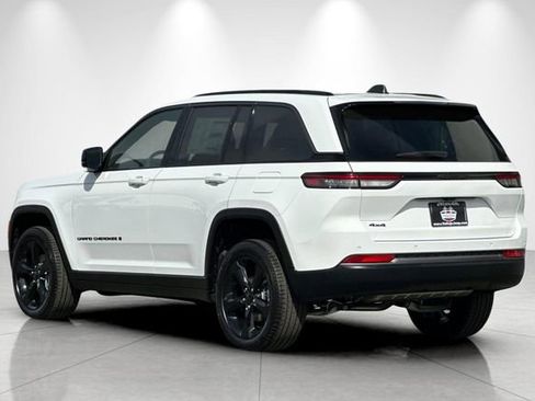 New 2026 Jeep Grand Cherokee Limited w/ Limited Altitude Package AWD/4WD image 6