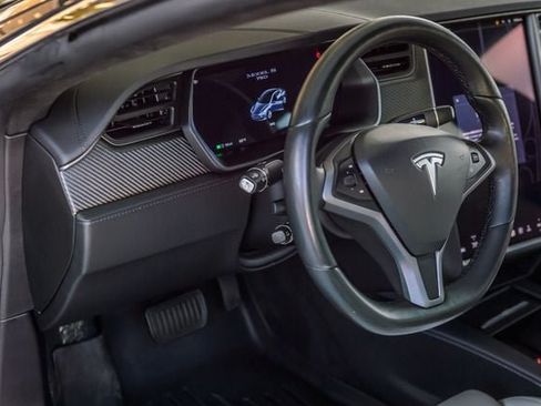 Used 2018 Tesla Model S 75D AWD/4WD image 26