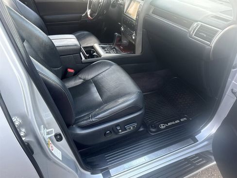 Used 2015 Lexus GX 460 Luxury image 18