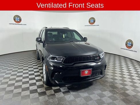Used 2025 Dodge Durango GT AWD/4WD image 19