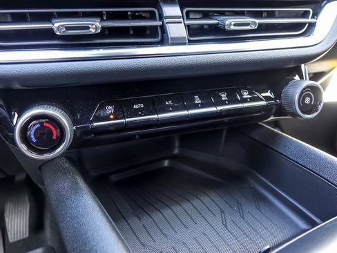 New 2026 Chevrolet Equinox EV LT w/ Comfort Package image 26