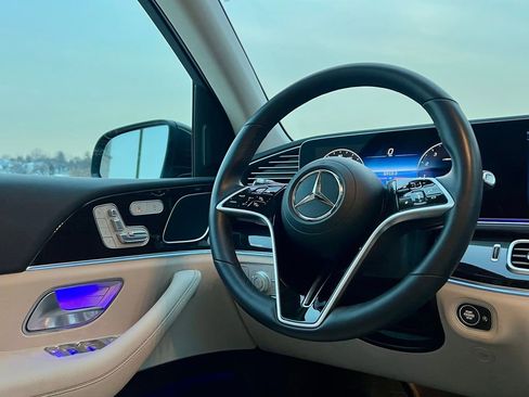 Certified 2025 Mercedes-Benz GLE 350 4MATIC image 17