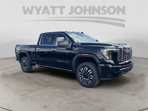New 2026 GMC Sierra 2500 Denali Ultimate AWD/4WD image 7
