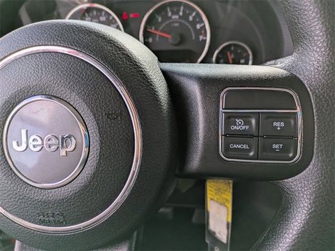 Certified 2017 Jeep Wrangler Unlimited Sport image 14