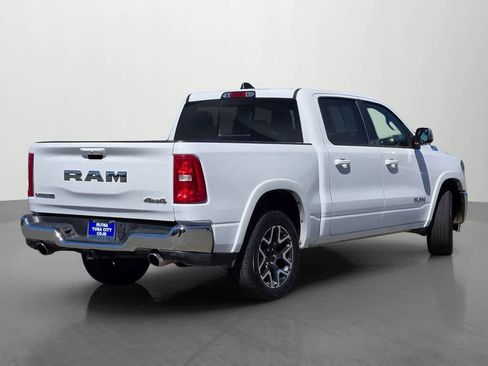 Used 2025 RAM 1500 Laramie AWD/4WD image 6