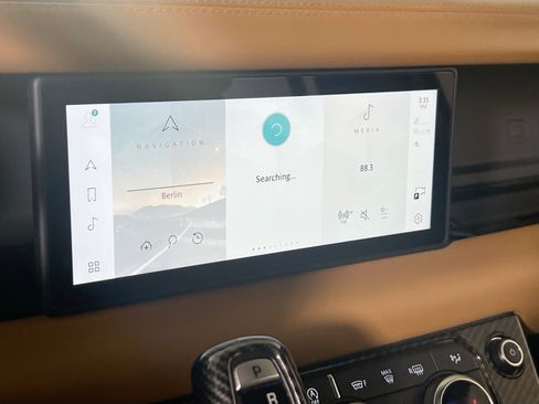 Used 2021 Land Rover Defender 110 X image 15