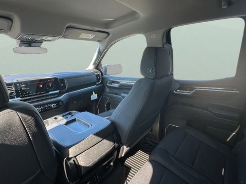 Used 2024 GMC Sierra 1500 Elevation image 33