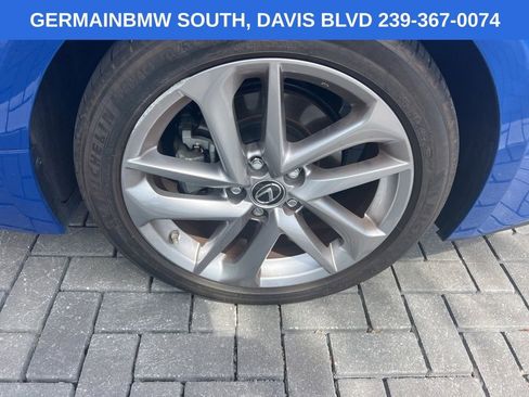 Used 2022 Lexus RC 300 w/ Accessory Package 2 RWD image 10