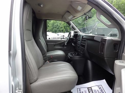 Used 2023 GMC Savana 2500 w/ Driver Convenience Package RWD image 32