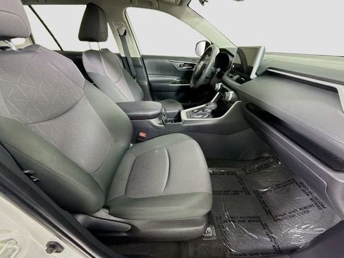 Certified 2024 Toyota RAV4 XLE AWD/4WD image 26