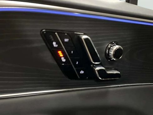 Used 2025 Cadillac Lyriq Luxury RWD image 78