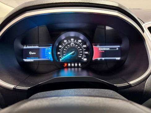 Used 2017 Ford Edge SEL w/ Equipment Group 201A AWD/4WD image 32