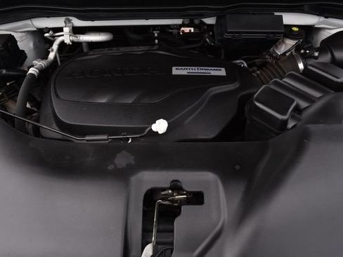 Used 2020 Honda Pilot Touring image 34