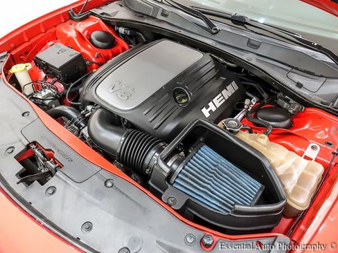 Used 2017 Dodge Charger R/T RWD image 36