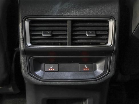 Used 2024 Volkswagen Atlas Cross Sport SEL Premium R-Line image 40