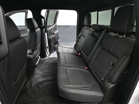 Used 2020 Chevrolet Silverado 1500 High Country AWD/4WD image 37