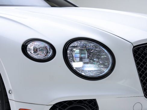 Used 2022 Bentley Continental GT Speed image 10